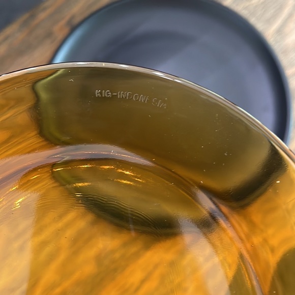 🍂4 Vintage KIG Indonesia Amber Glass Salad Plates🍂 - Picture 2 of 4
